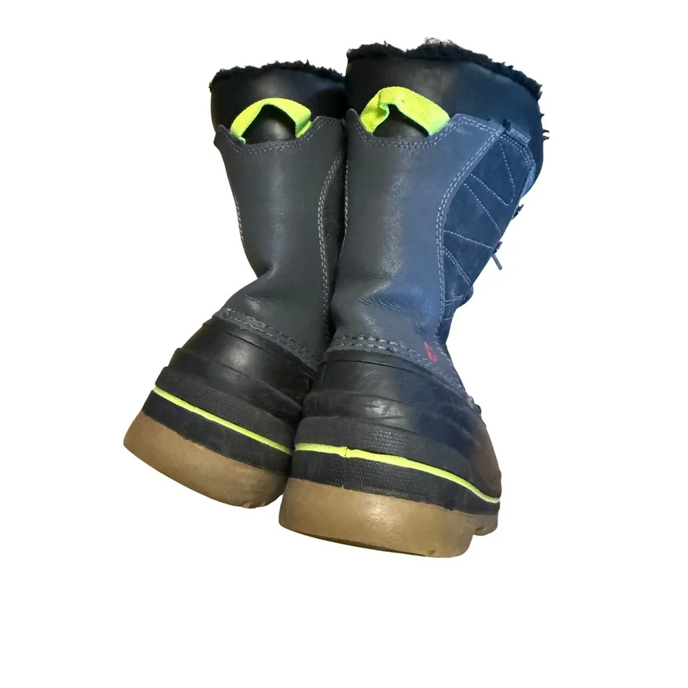 Swiss Tech Winter Boots Duck Black Yellow Trim Size 3 Kid Tie Waterproof Cozy